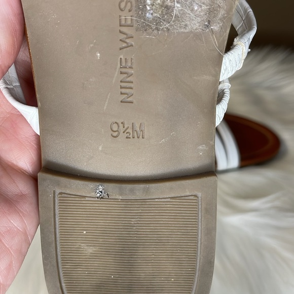 Nine West Strappy Slide flat Sandals 9 1/2 - Picture 8 of 10